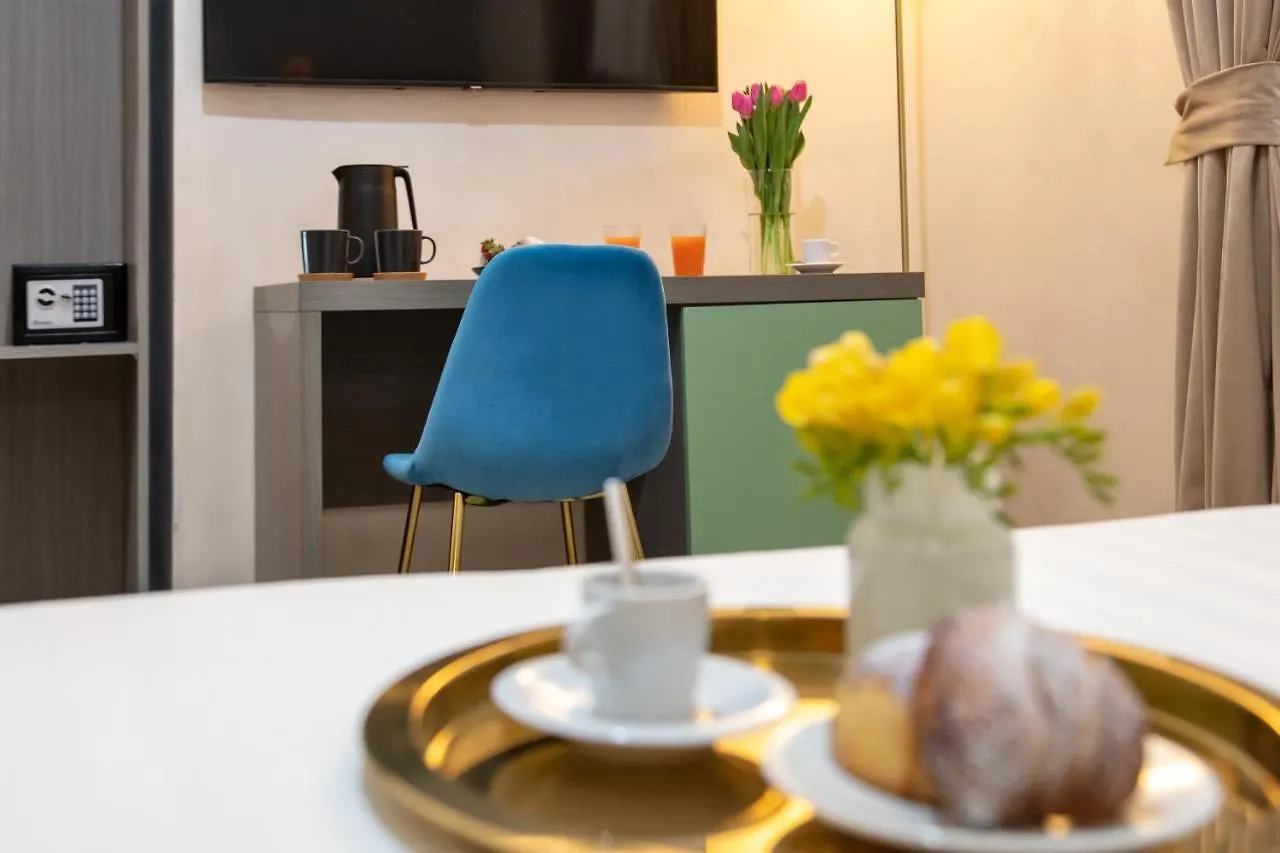 Toledo Lifestyle Suite Naples