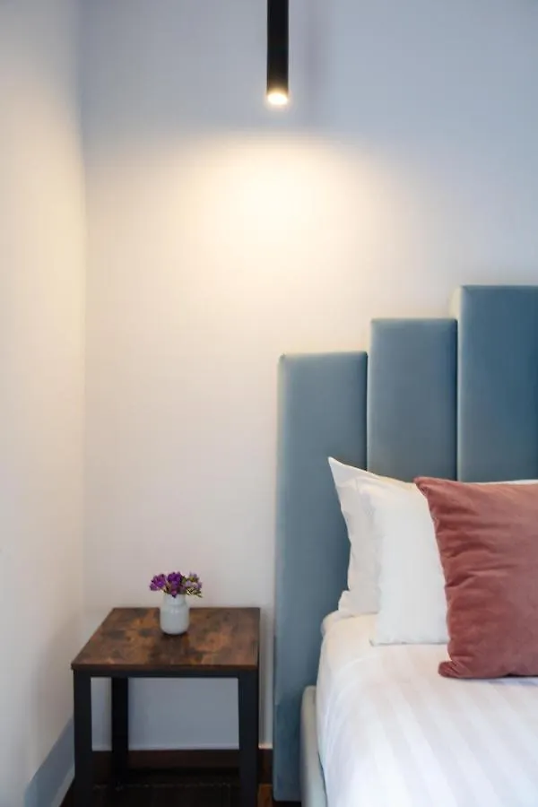 Toledo Lifestyle Suite Naples