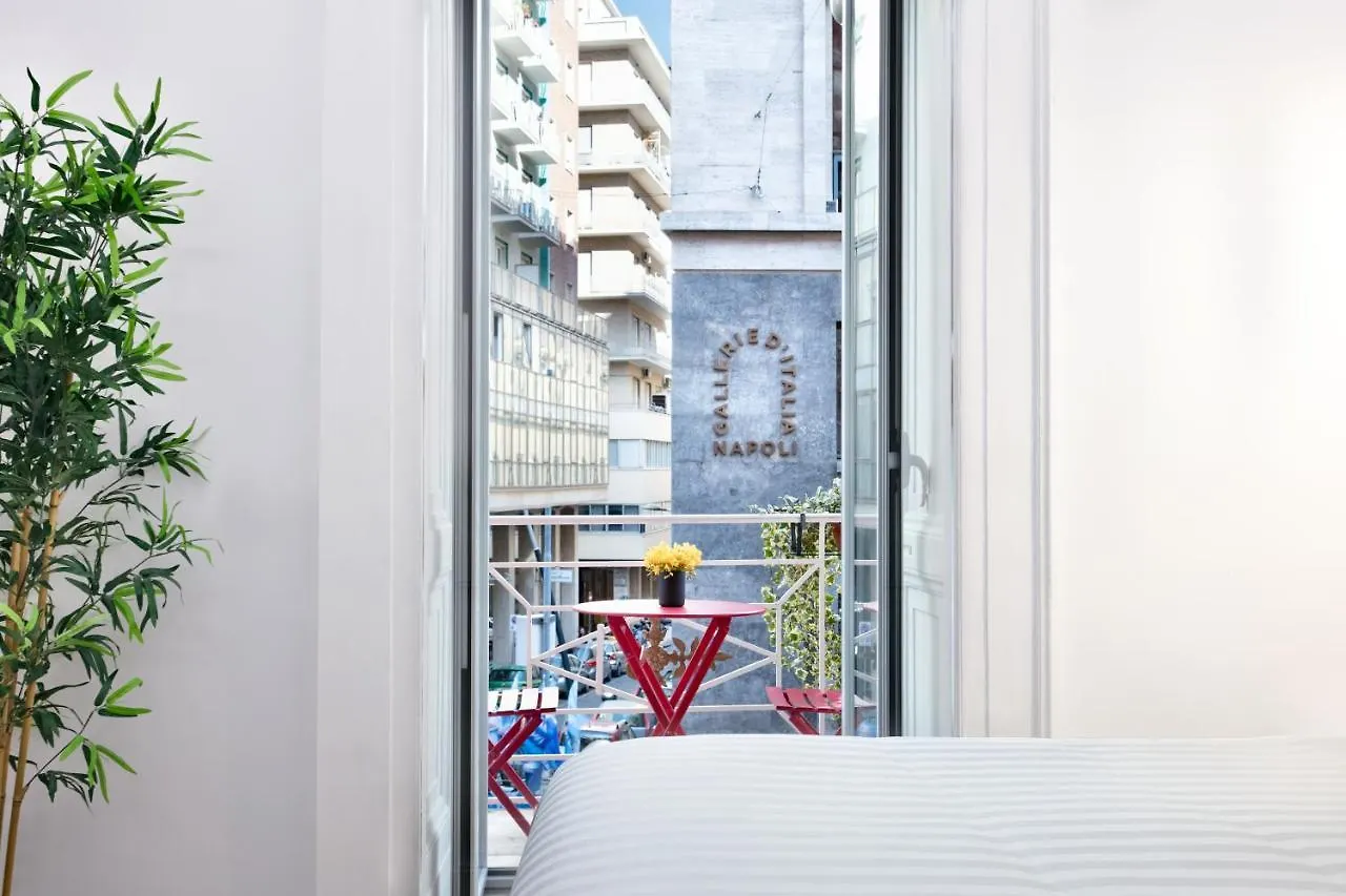 Toledo Lifestyle Suite Naples 2*,  Italie