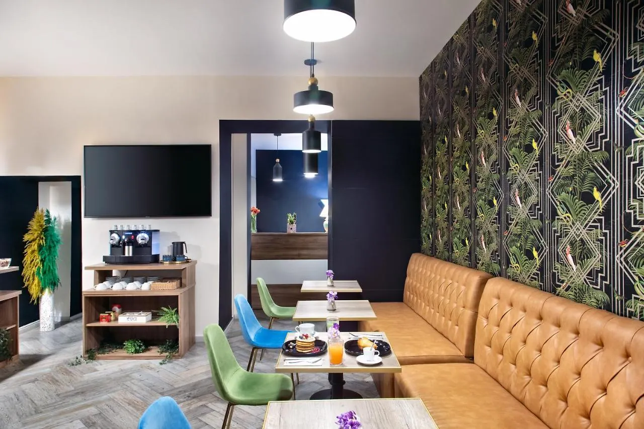 Toledo Lifestyle Suite Naples 2*,  Italie